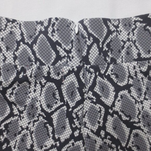 4/$14 GUESS womens PANTS gray YOGA leggings SNAKESKIN active HIGH-RISE SIZE M - Picture 7 of 11